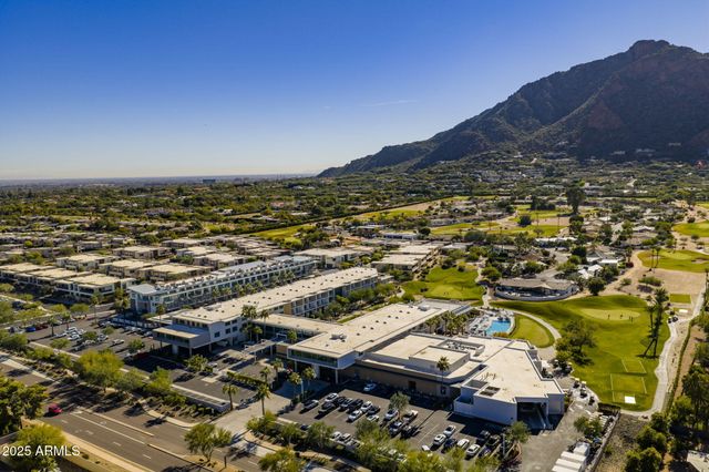 5541 E STELLA Lane, Paradise Valley, AZ 85253