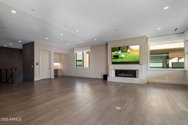 5541 E STELLA Lane, Paradise Valley, AZ 85253