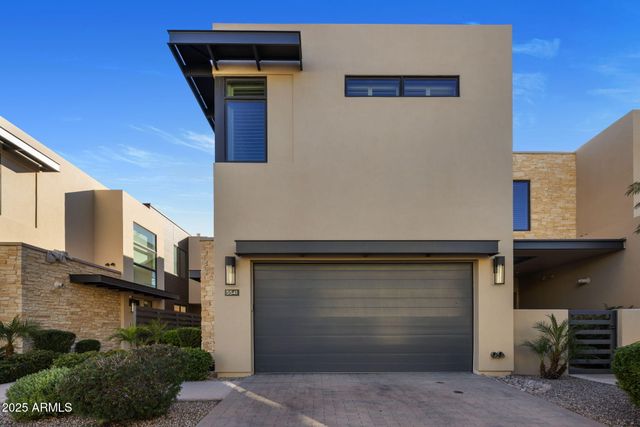 5541 E STELLA Lane, Paradise Valley, AZ 85253