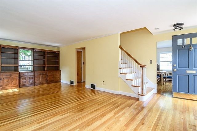 115 Parker Rd, Wellesley, MA 02482