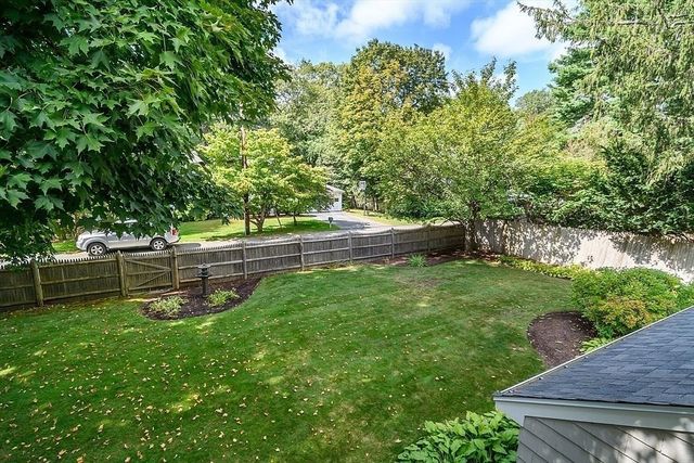 115 Parker Rd, Wellesley, MA 02482