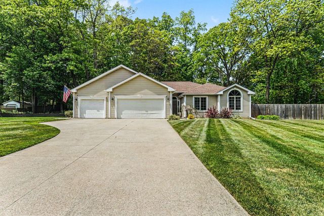 55800 Cedar Lane, Paw Paw Twp, MI 49079