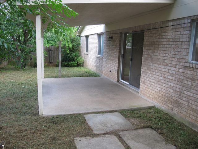902 Quartz CT B, Cedar Park, TX 78613