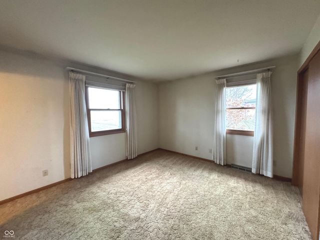 970 E North Street, Mays, IN 46155