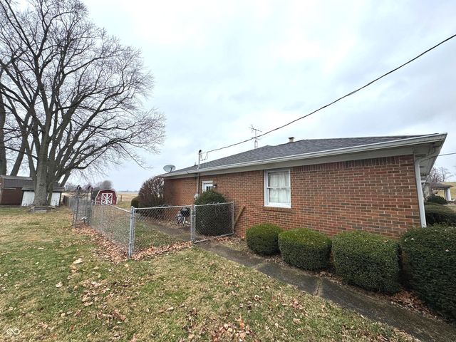 970 E North Street, Mays, IN 46155