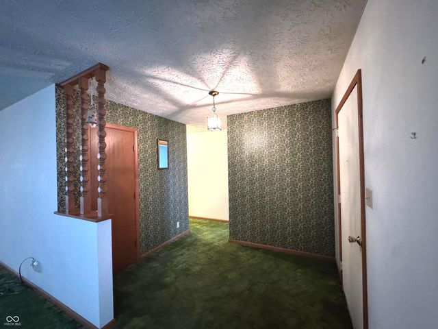 970 E North Street, Mays, IN 46155