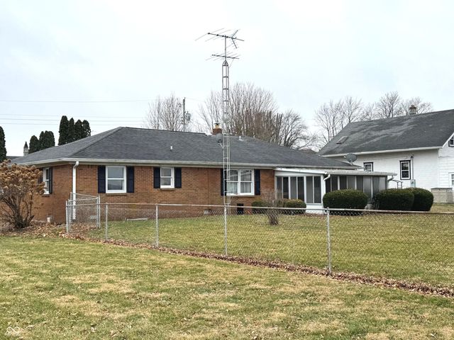 970 E North Street, Mays, IN 46155