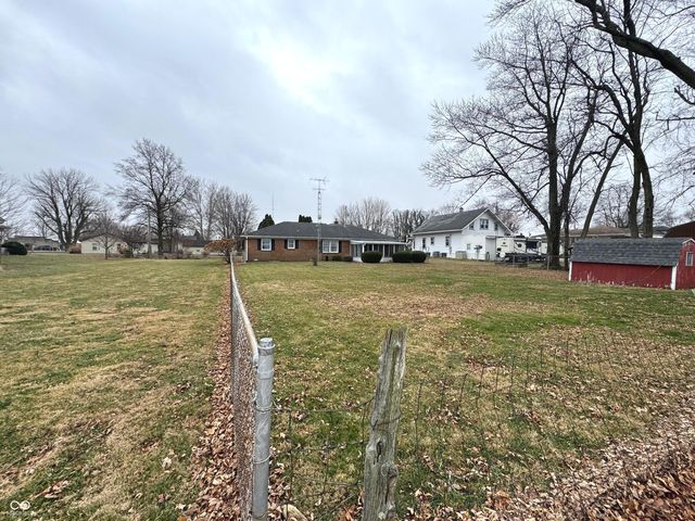 970 E North Street, Mays, IN 46155