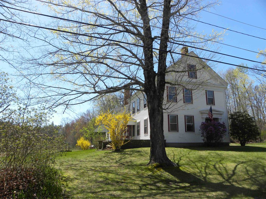 156 Beach Plain Road, Danville, NH 03819