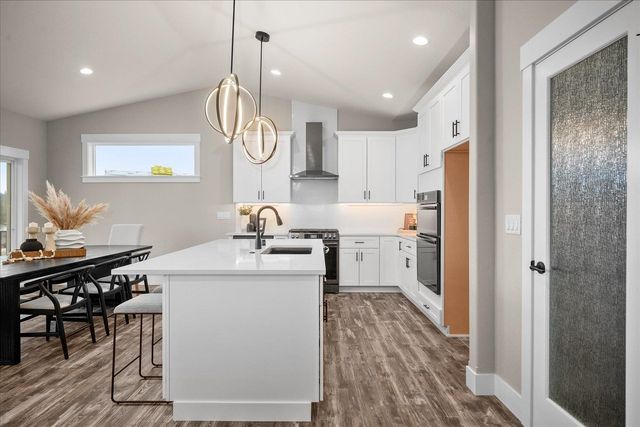 7009 E Beverly Ave, Spokane Valley, WA 99212