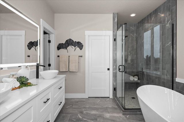 7009 E Beverly Ave, Spokane Valley, WA 99212