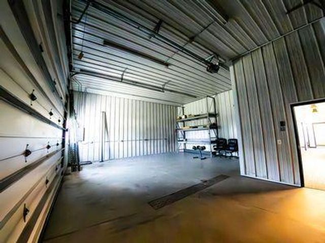 2068 Millersburg Blvd W, Dundas, MN 55019