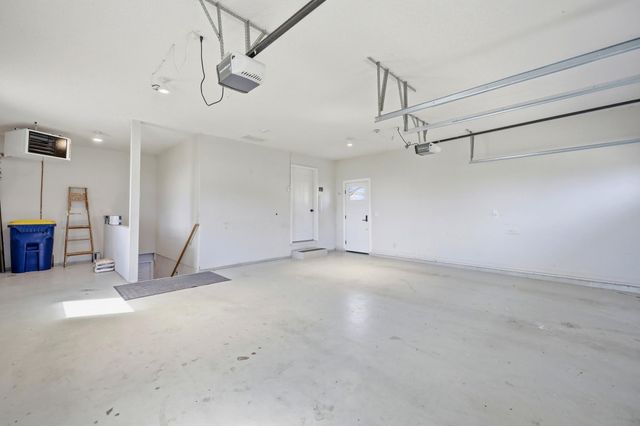 2068 Millersburg Blvd W, Dundas, MN 55019