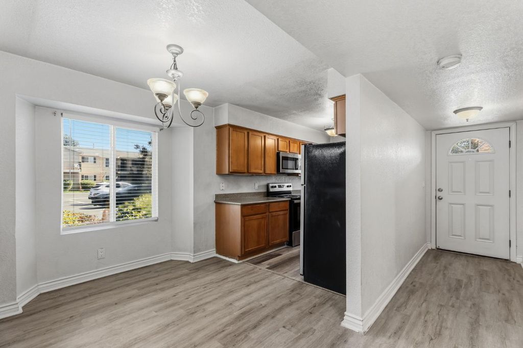 Image 14 of property listing at 3739 W Bullard Avenue # 119, Fresno, CA 93711