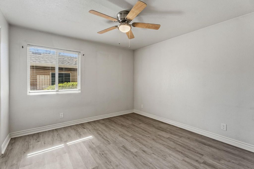 Image 18 of property listing at 3739 W Bullard Avenue # 119, Fresno, CA 93711