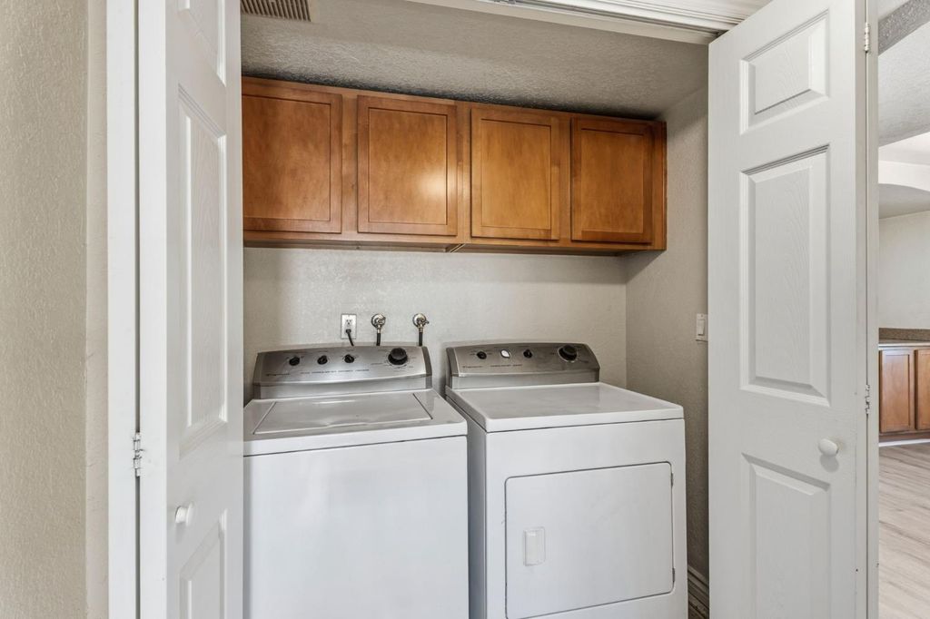 Image 21 of property listing at 3739 W Bullard Avenue # 119, Fresno, CA 93711