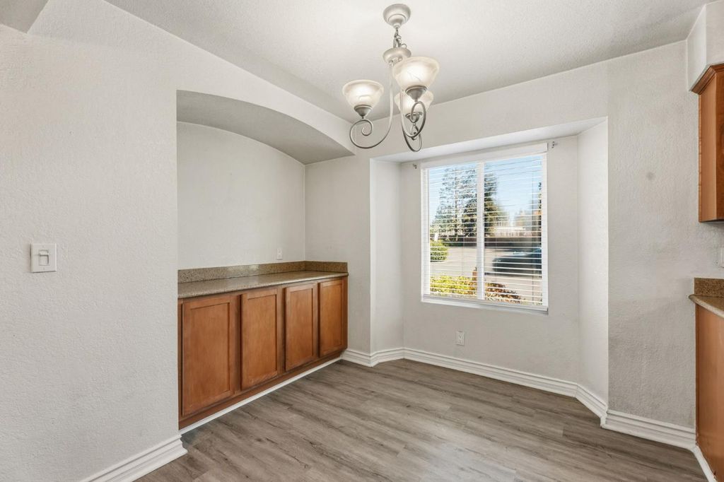 Image 9 of property listing at 3739 W Bullard Avenue # 119, Fresno, CA 93711