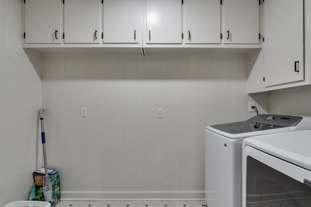 506 PETERSON LAKE RD, Collierville, TN 38017