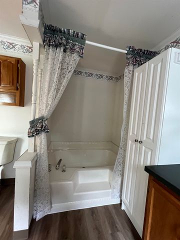 290 Calef Hwy Unit D17, Epping, NH 03042