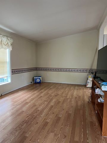 290 Calef Hwy Unit D17, Epping, NH 03042