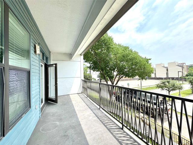 5454 Washington Avenue 1403, Houston, TX 77007