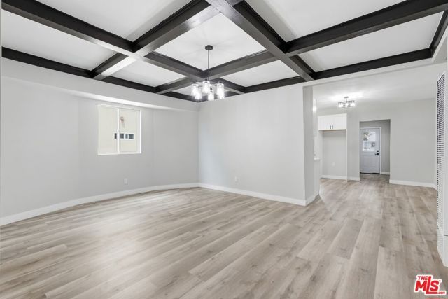 137 W 47th Place, Los Angeles, CA 90037