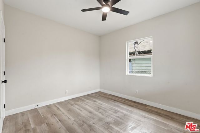 137 W 47th Place, Los Angeles, CA 90037