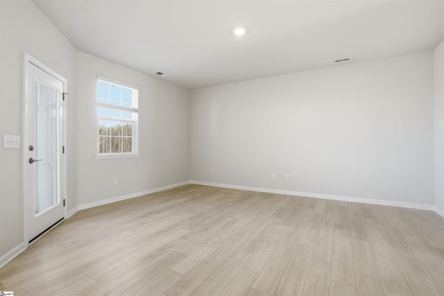 443 Lee's Corner Lane, Woodruff, SC 29388