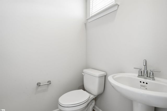 443 Lee's Corner Lane, Woodruff, SC 29388
