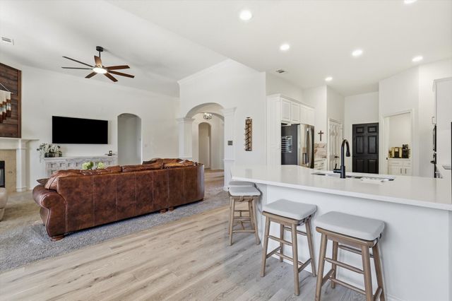 115 Honeysuckle Drive, Justin, TX 76247