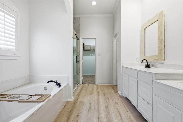 115 Honeysuckle Drive, Justin, TX 76247