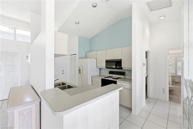 7071 Mill Pond CIR, Naples, FL 34109