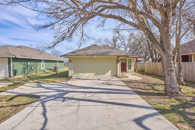 1807 Nuches Lane, Bryan, TX 77803