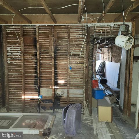 5625 MALCOLM ST, Philadelphia, PA 19143