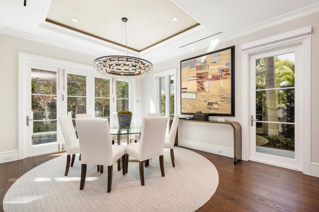 218 Everglade Avenue, Palm Beach, FL 33480