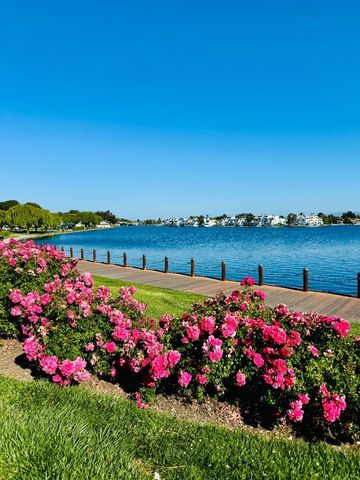 608 Bahama Lane, Foster City, CA 94404