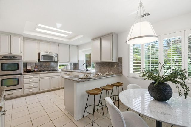 608 Bahama Lane, Foster City, CA 94404