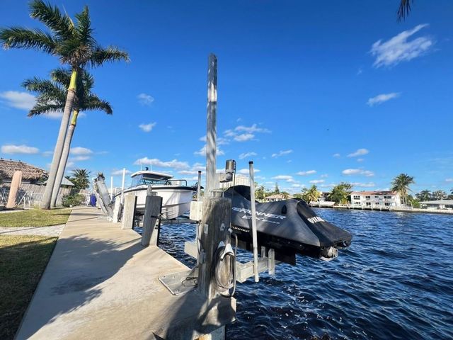 412 SE 28th Avenue, Pompano Beach, FL 33062