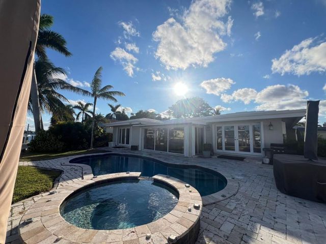 412 SE 28th Avenue, Pompano Beach, FL 33062