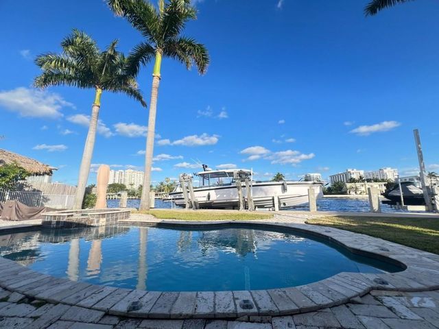 412 SE 28th Avenue, Pompano Beach, FL 33062