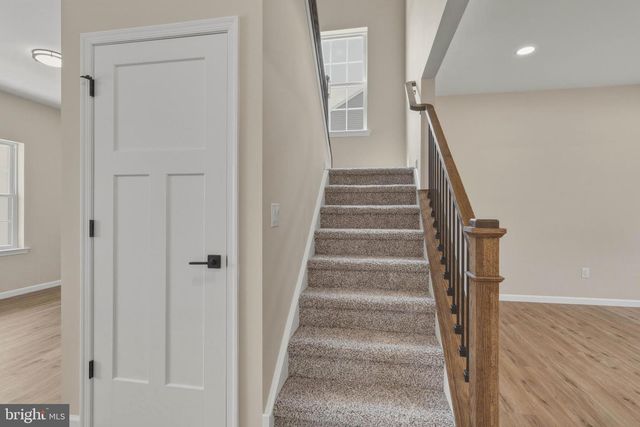 1162 S SPRING RD, Vineland, NJ 08361
