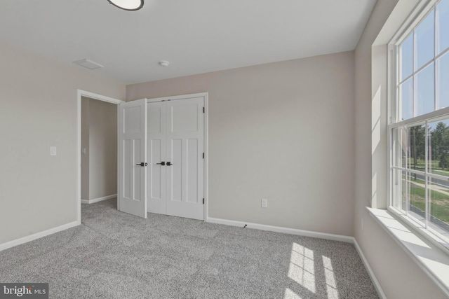 1162 S SPRING RD, Vineland, NJ 08361