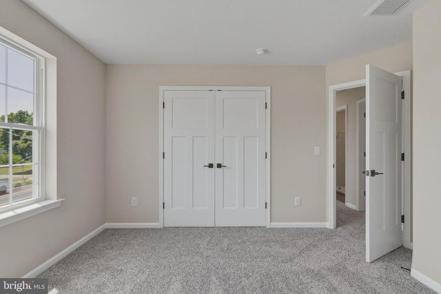 1162 S SPRING RD, Vineland, NJ 08361
