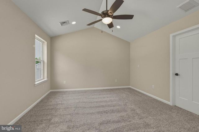 1162 S SPRING RD, Vineland, NJ 08361