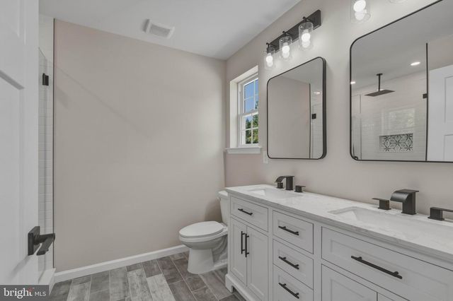 1162 S SPRING RD, Vineland, NJ 08361