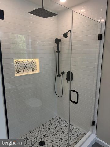 1162 S SPRING RD, Vineland, NJ 08361