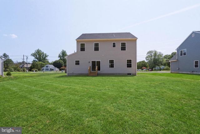 1162 S SPRING RD, Vineland, NJ 08361