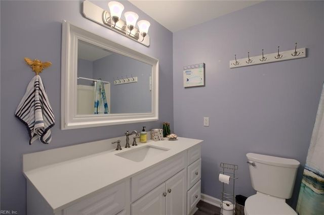 764 Lovers LN, Mathews, VA 23109