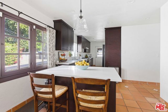 1248 N Everett Street, Glendale, CA 91207