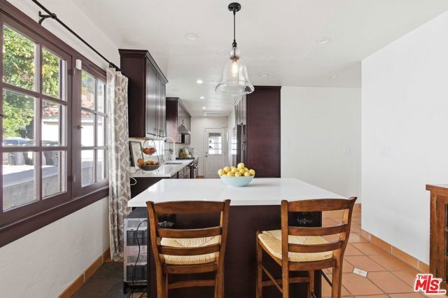 1248 N Everett Street, Glendale, CA 91207